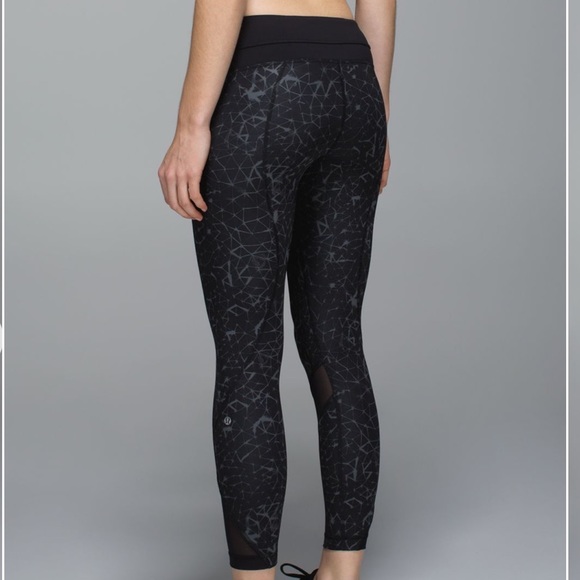 Lululemon Inspire Tights Sz 4 - Picture 10 of 10